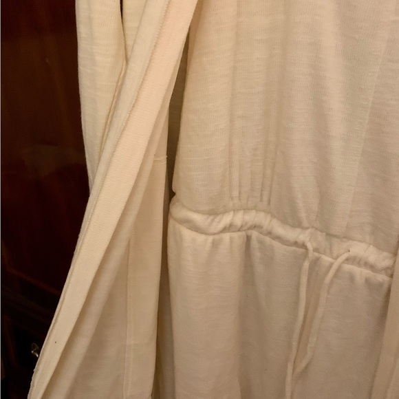 Free People Bicoastal Set NWT SMALL Sold out pale yellow color. - Picture 3 of 9